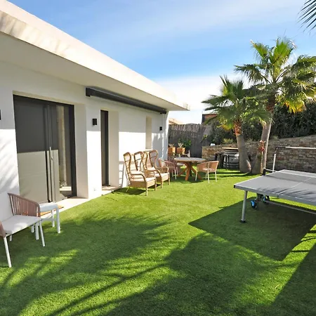 Contemporary Sea View Near *